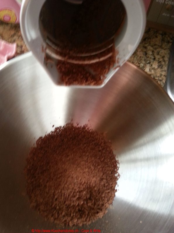Schokoladeraspeln mit KitchenAid Reiben