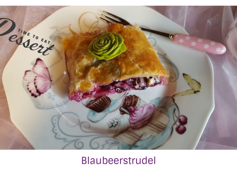 Blaubeerstrudel