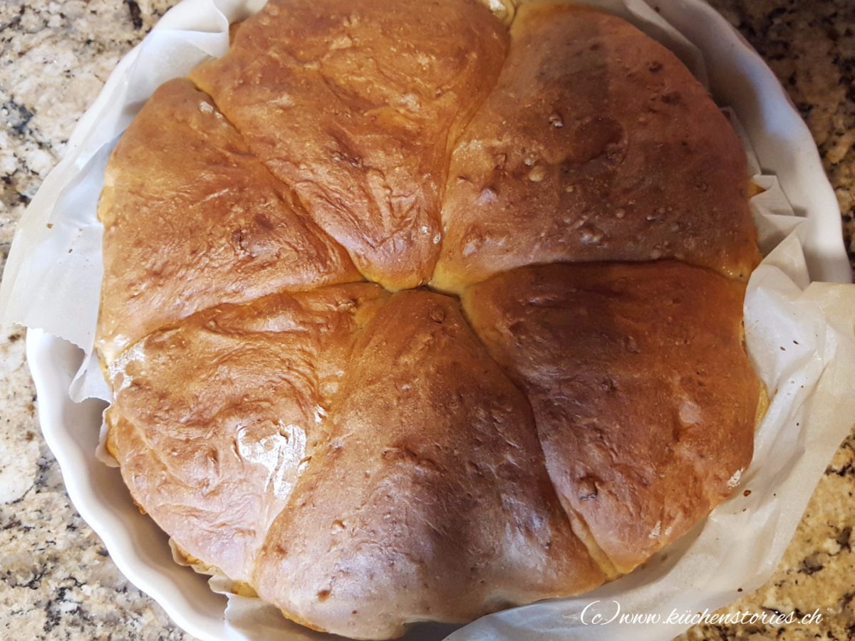 Nussbrot mit Kräutern der Provence - Küchenstories - Cook &amp; Write